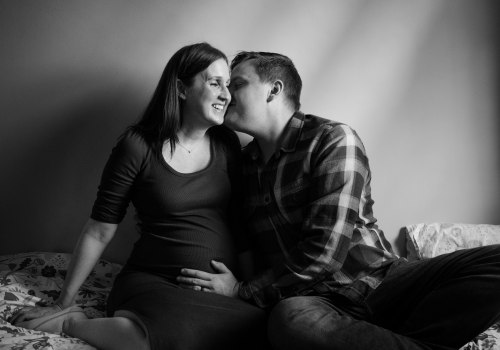 Capturing The Glow In Chicago: Why Maternity Photography Is Just As Important As Business Photography